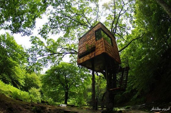 17-tree-house-simple